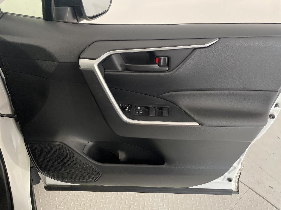 Photo '15' of Toyota Rav4 Photo '15' of Toyota Rav4