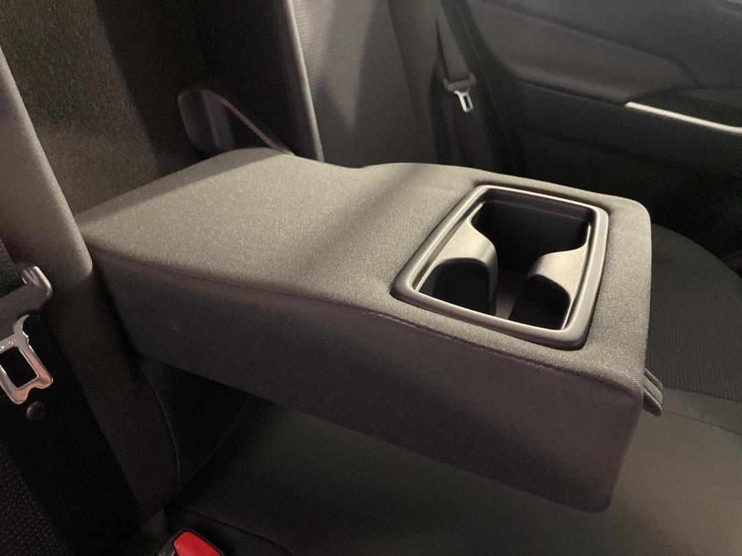 Photo '23' of Toyota Rav4 Photo '23' of Toyota Rav4