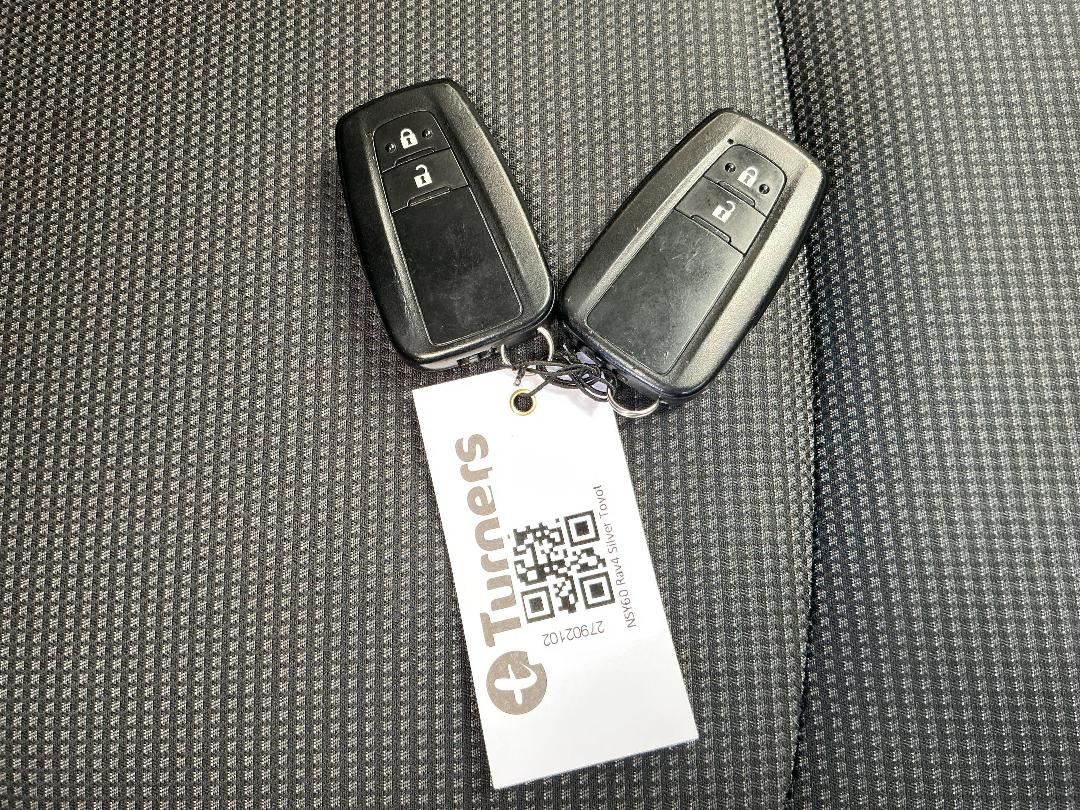 Photo '22' of Toyota Rav4