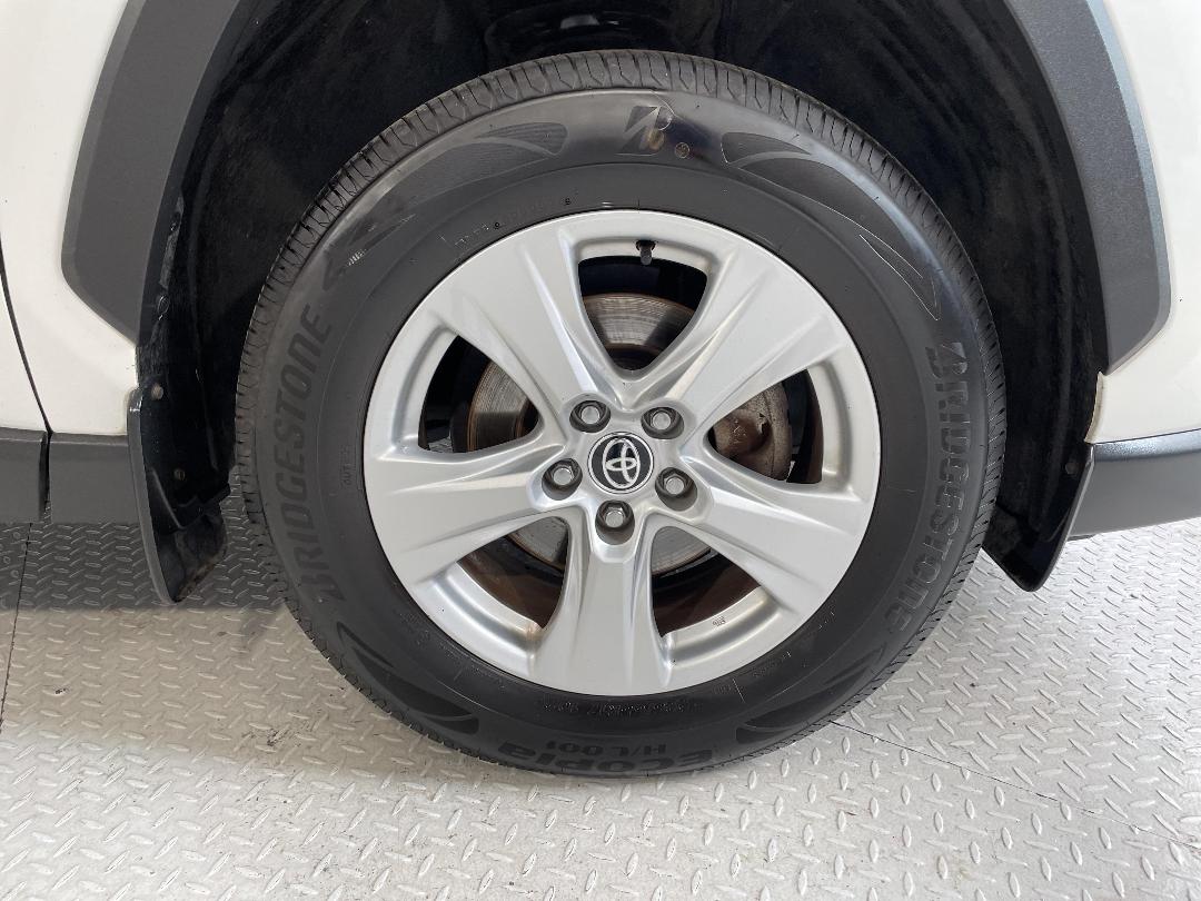 Photo '9' of Toyota Rav4