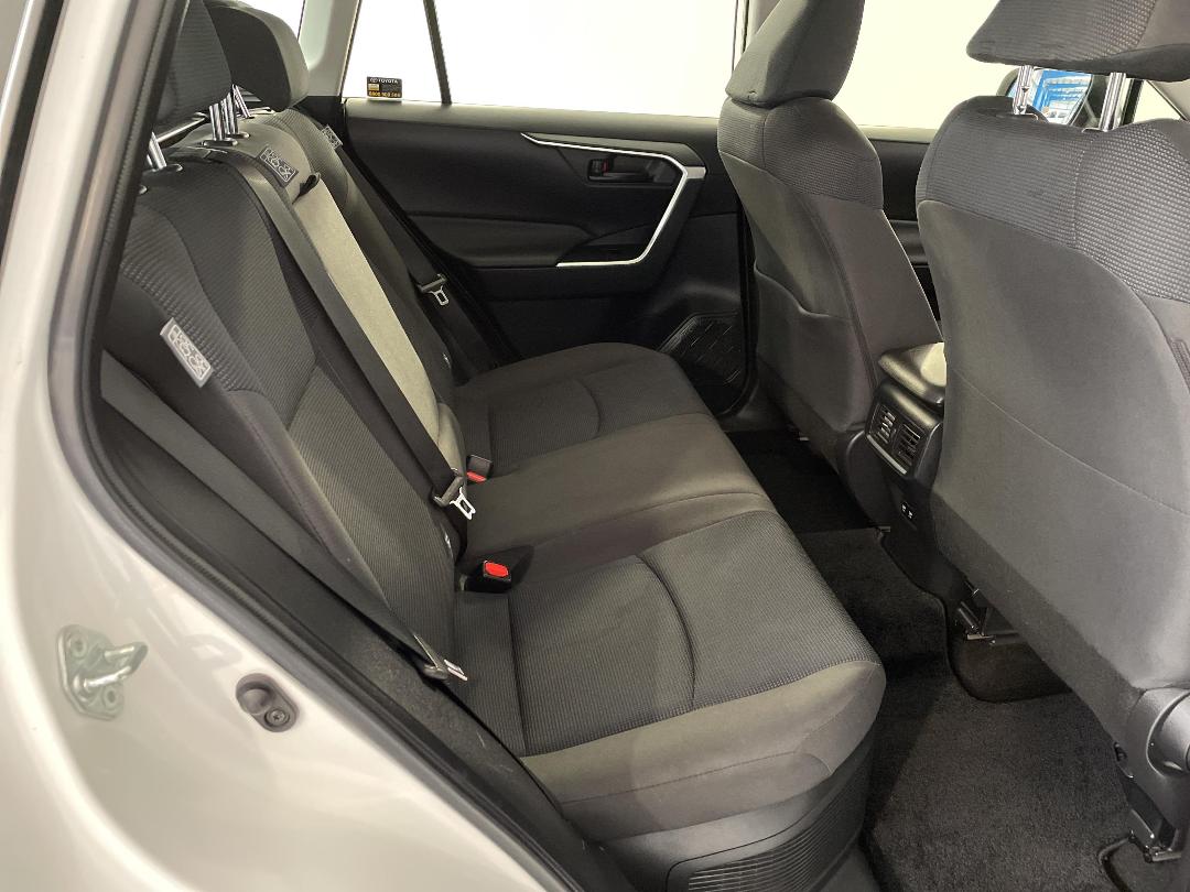 Photo '20' of Toyota Rav4