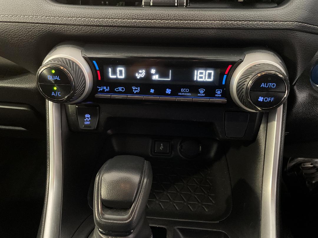 Photo '27' of Toyota Rav4