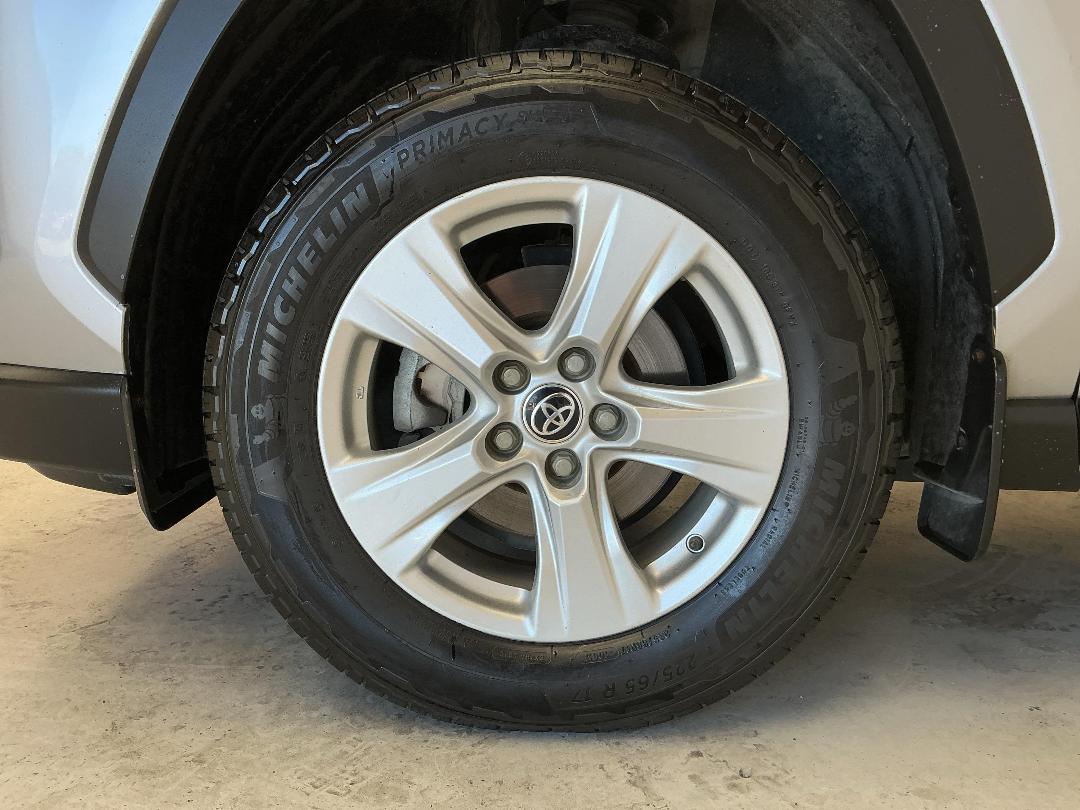 Photo '10' of Toyota Rav4 Photo '10' of Toyota Rav4