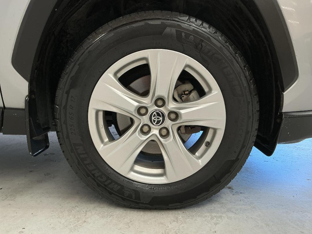 Photo '9' of Toyota Rav4 Photo '9' of Toyota Rav4