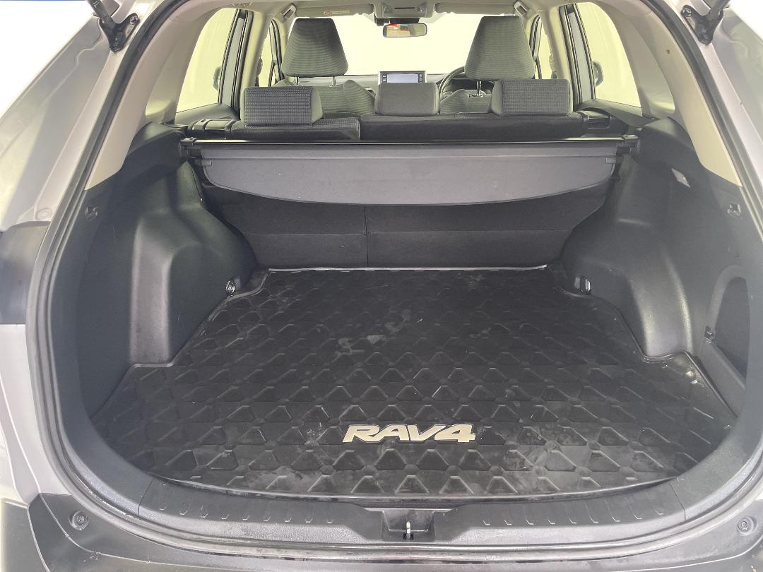 Photo '14' of Toyota Rav4