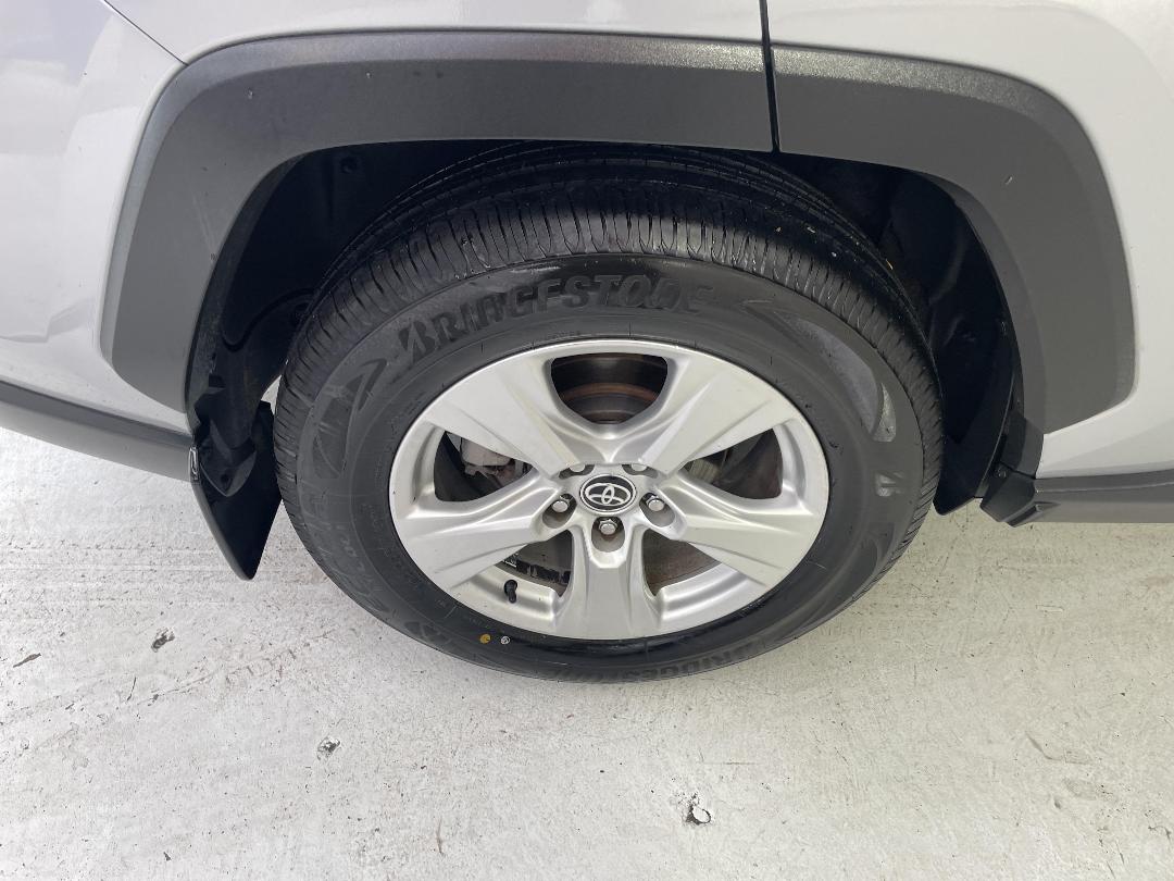 Photo '12' of Toyota Rav4