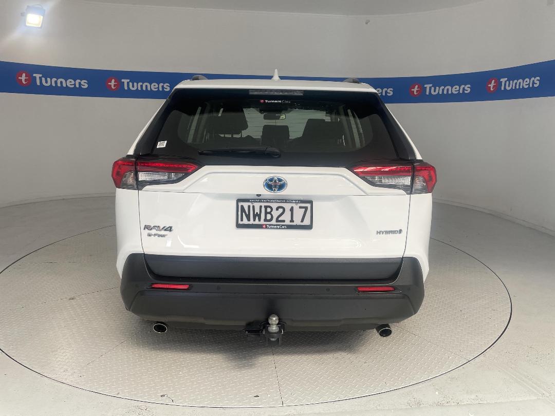 Photo '6' of Toyota Rav4