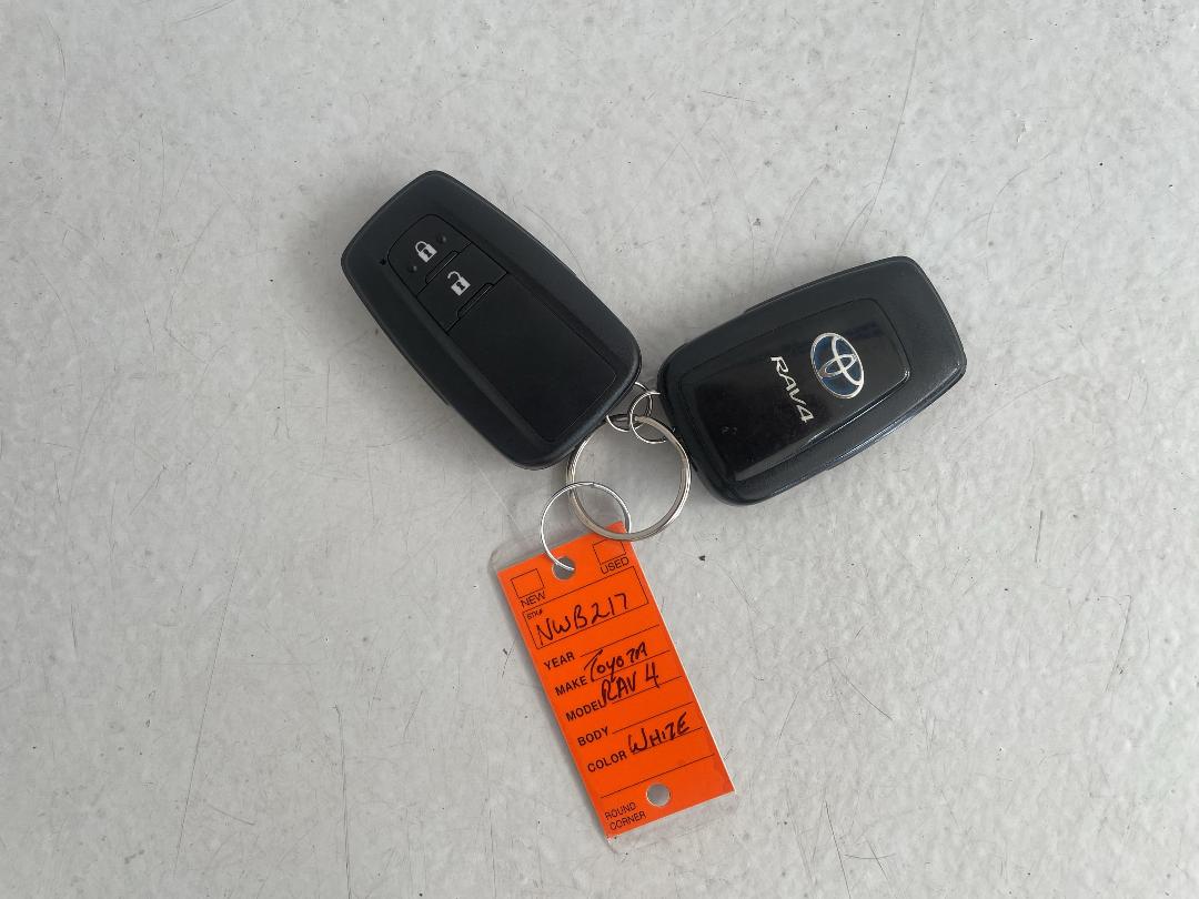 Photo '22' of Toyota Rav4