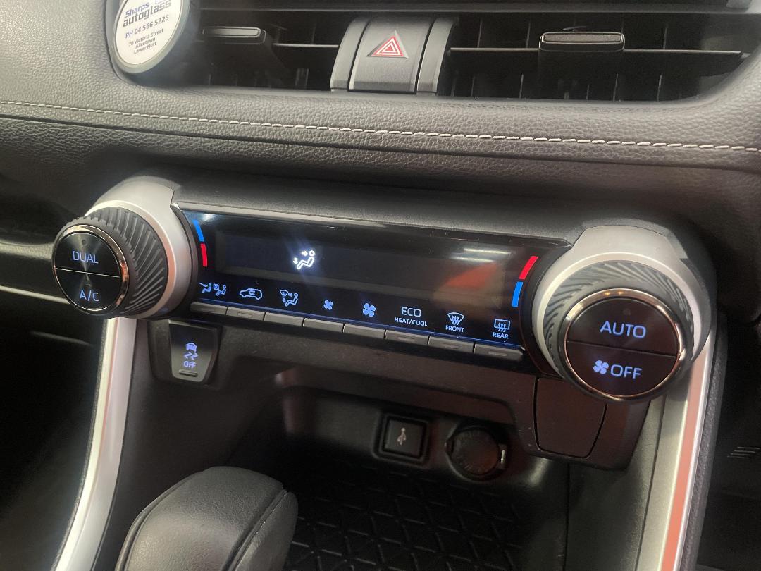 Photo '31' of Toyota Rav4