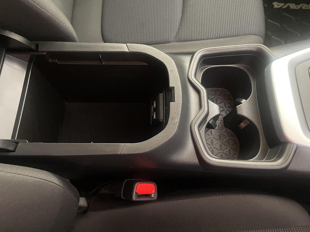 Photo '33' of Toyota Rav4