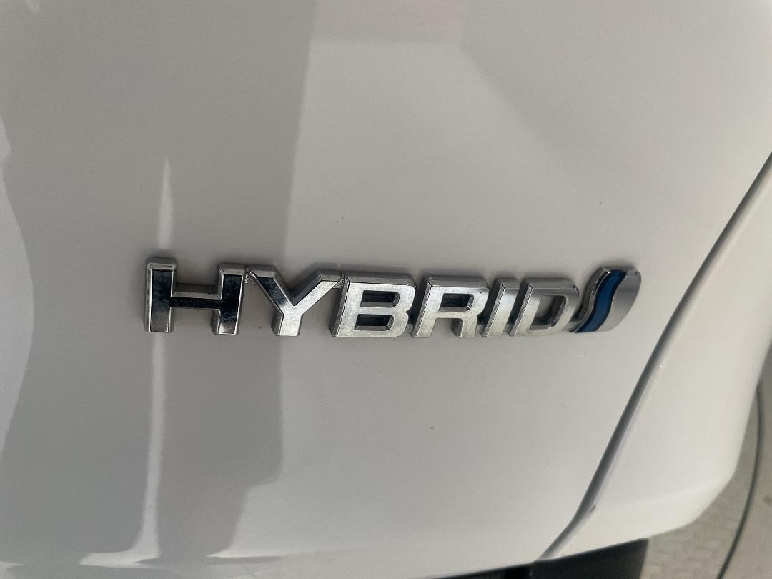 Photo '38' of Toyota Rav4