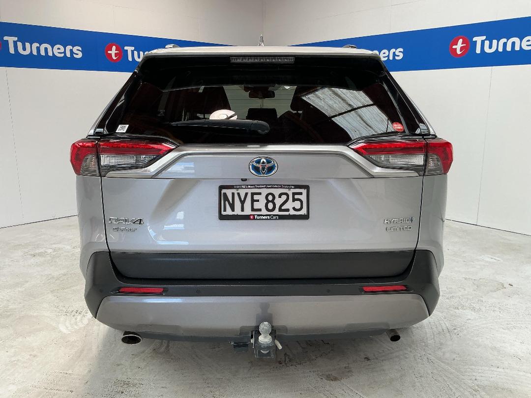 Photo '6' of Toyota Rav4