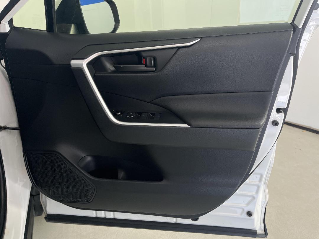 Photo '15' of Toyota Rav4 Photo '15' of Toyota Rav4