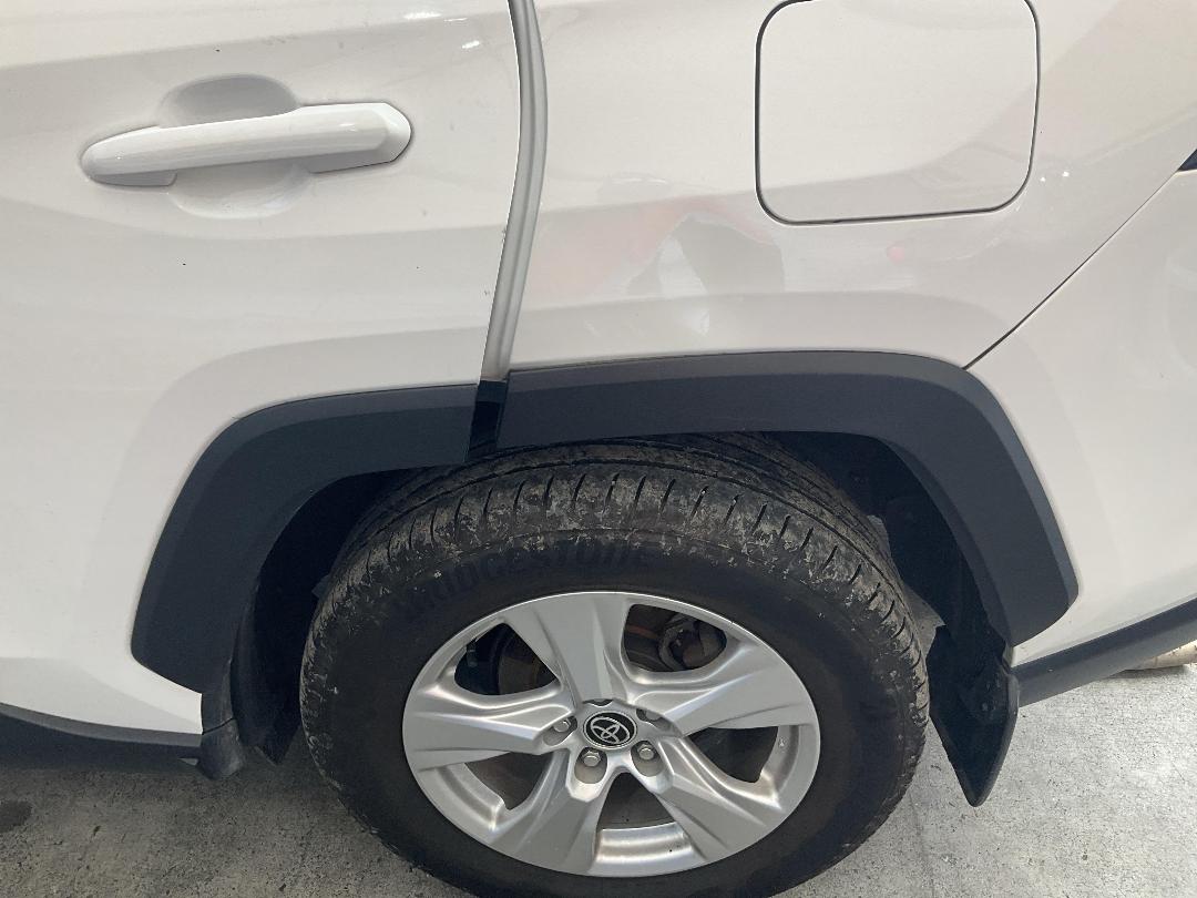 Photo '12' of Toyota Rav4 GX