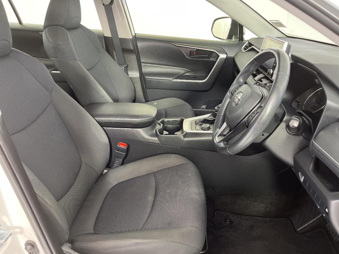 Photo '16' of Toyota Rav4 Photo '16' of Toyota Rav4