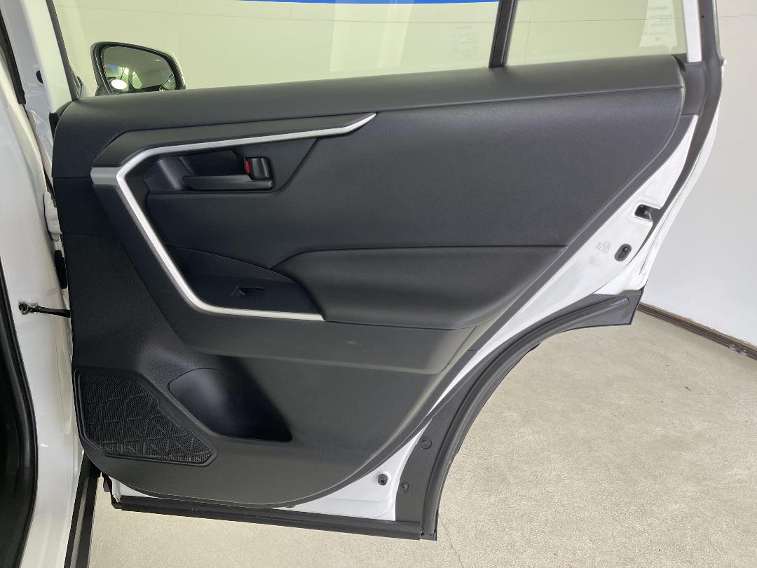 Photo '19' of Toyota Rav4 Photo '19' of Toyota Rav4