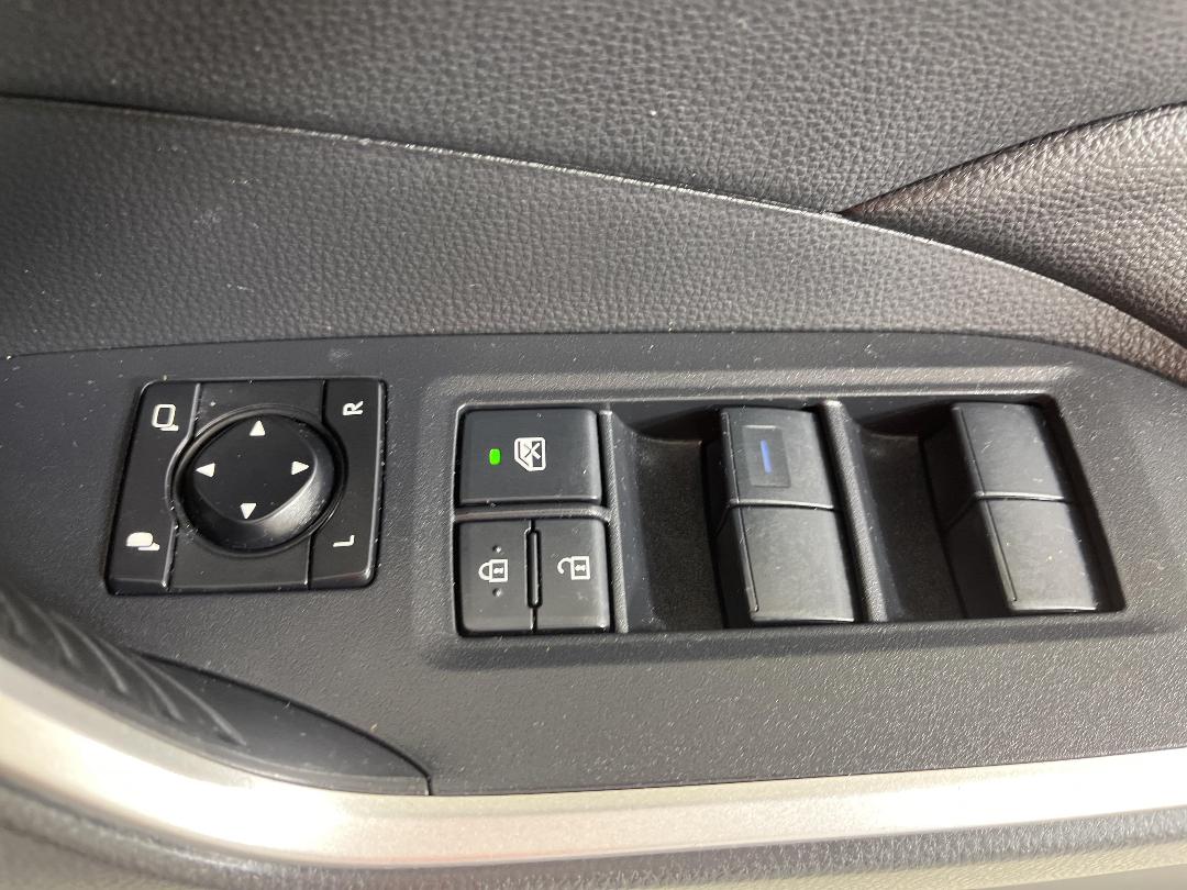 Photo '26' of Toyota Rav4 Photo '26' of Toyota Rav4