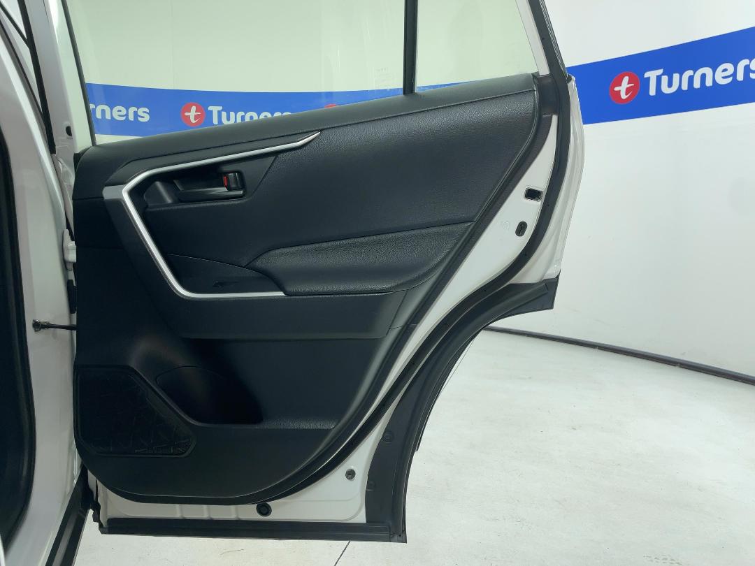 Photo '19' of Toyota Rav4 Photo '19' of Toyota Rav4