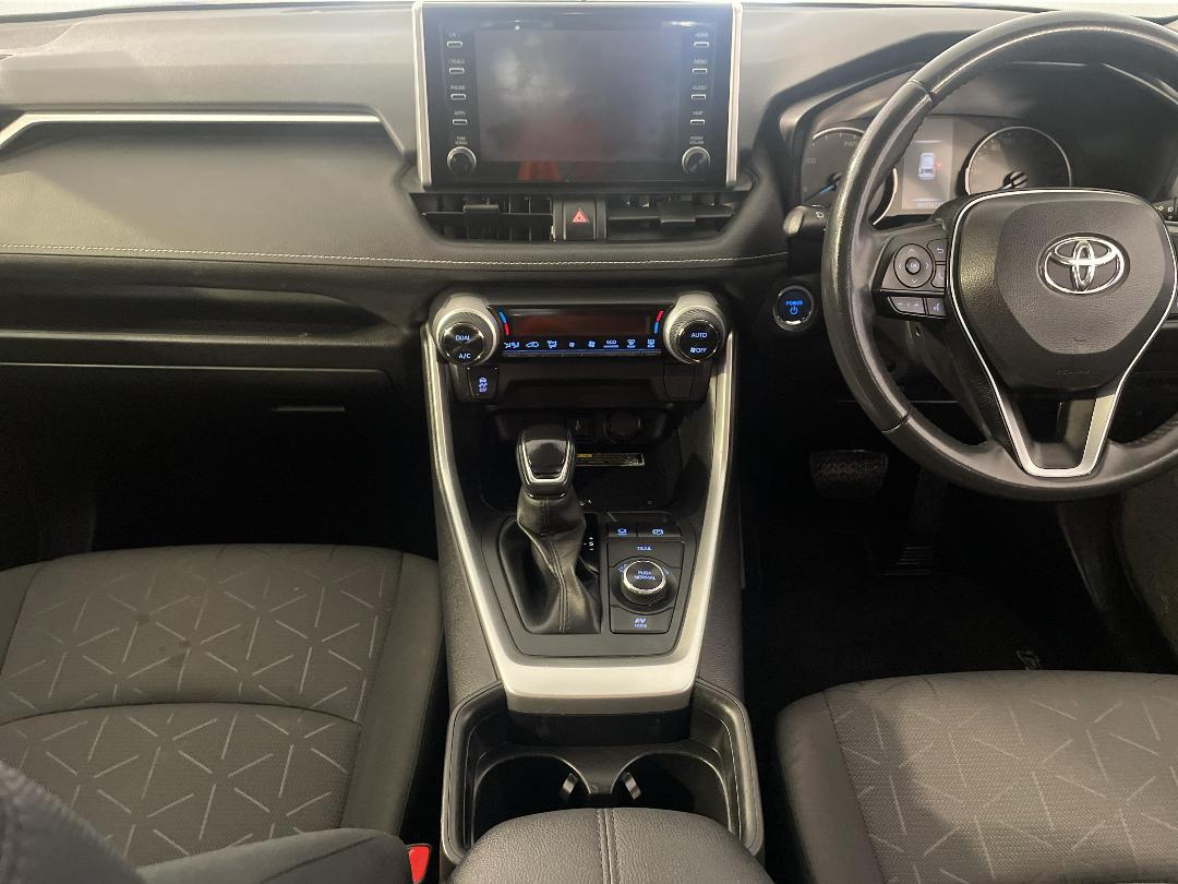 Photo '18' of Toyota Rav4