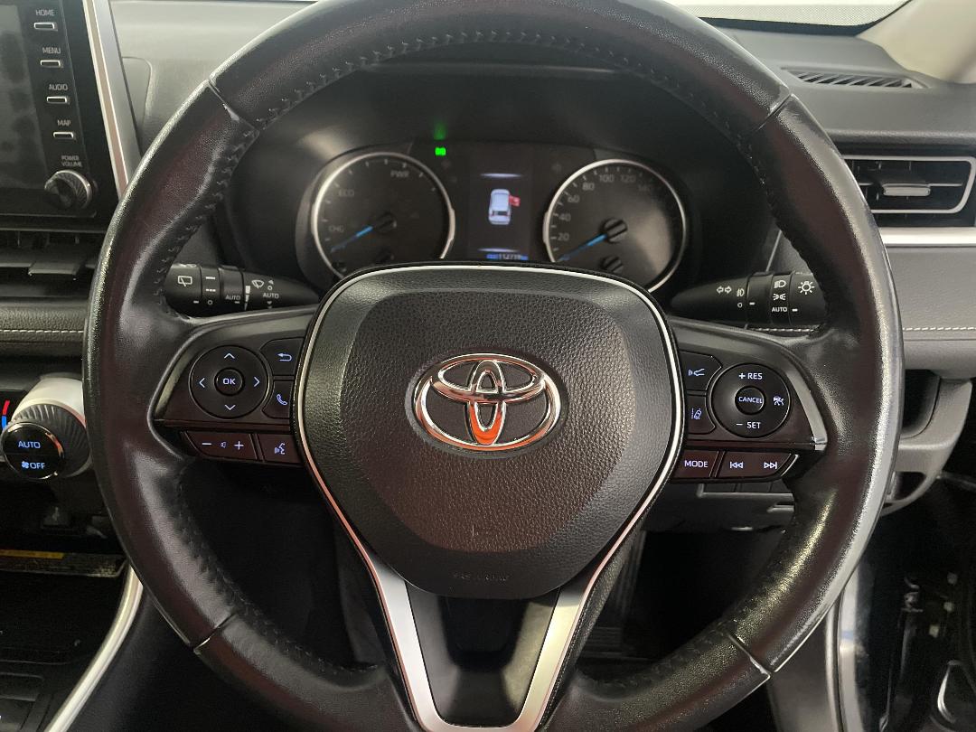 Photo '28' of Toyota Rav4