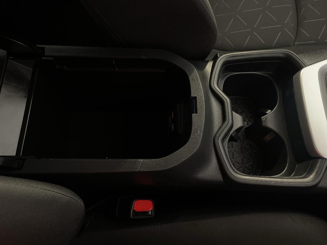 Photo '33' of Toyota Rav4