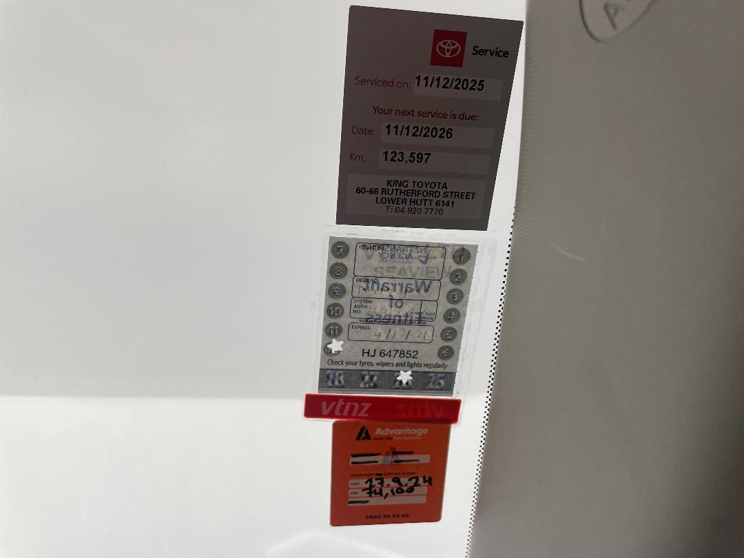 Photo '34' of Toyota Rav4