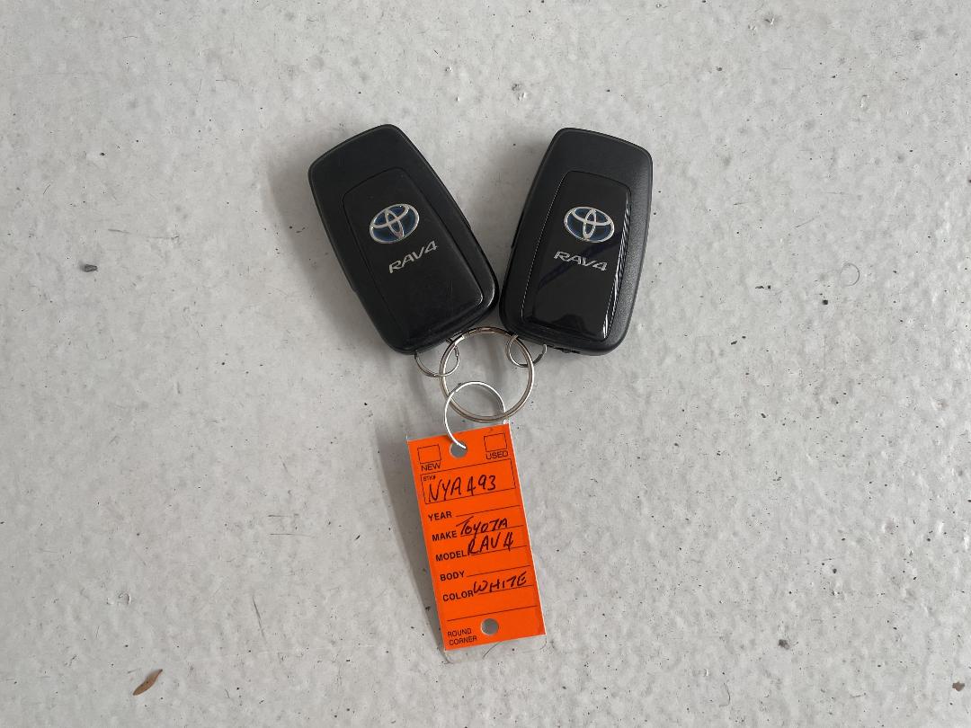 Photo '22' of Toyota Rav4 Photo '22' of Toyota Rav4