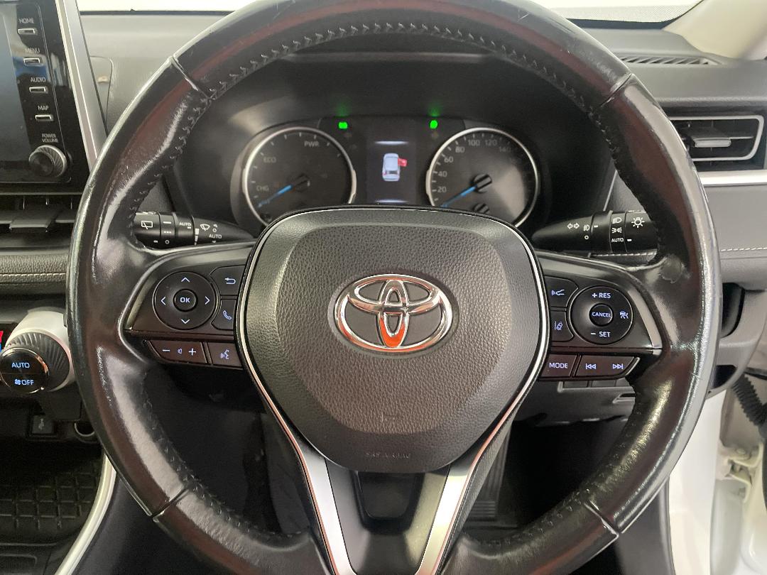 Photo '28' of Toyota Rav4 Photo '28' of Toyota Rav4