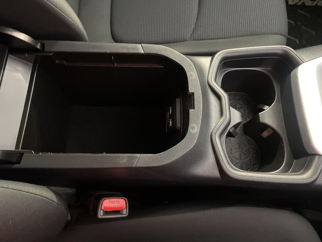 Photo '33' of Toyota Rav4 Photo '33' of Toyota Rav4