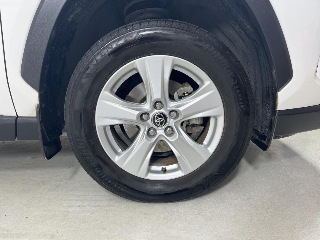 Photo '9' of Toyota Rav4 Photo '9' of Toyota Rav4