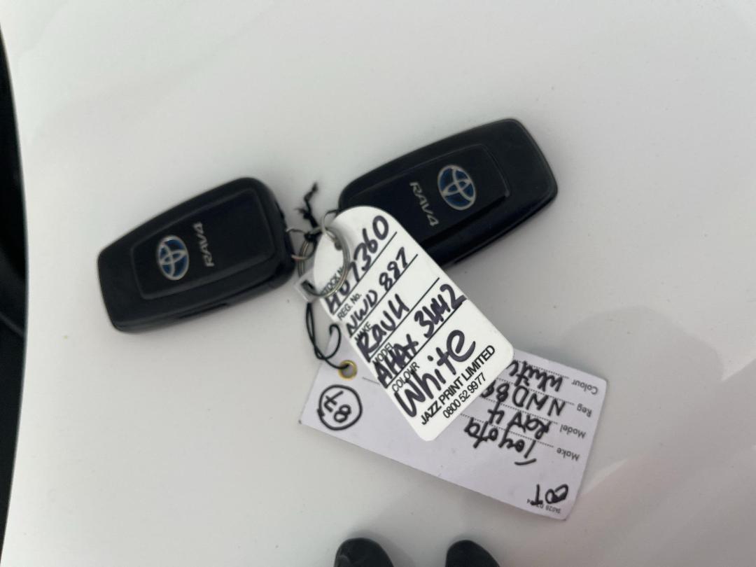 Photo '22' of Toyota Rav4 Photo '22' of Toyota Rav4