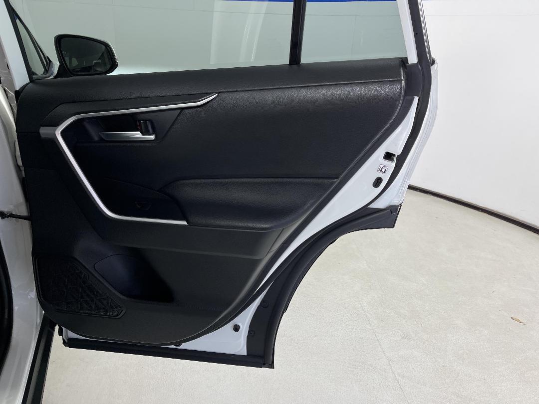 Photo '19' of Toyota Rav4 Photo '19' of Toyota Rav4