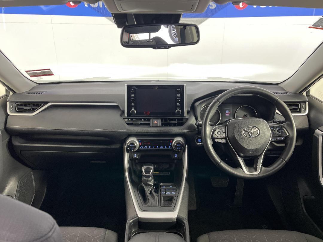 Photo '17' of Toyota Rav4 Photo '17' of Toyota Rav4