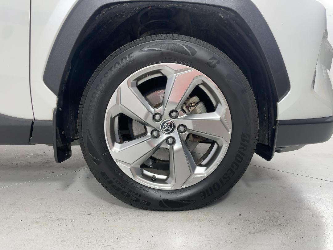 Photo '9' of Toyota Rav4