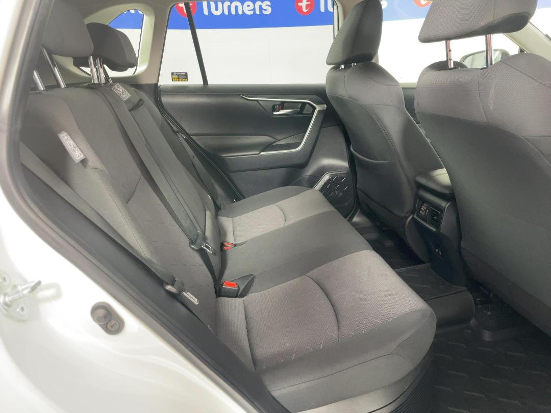 Photo '20' of Toyota Rav4