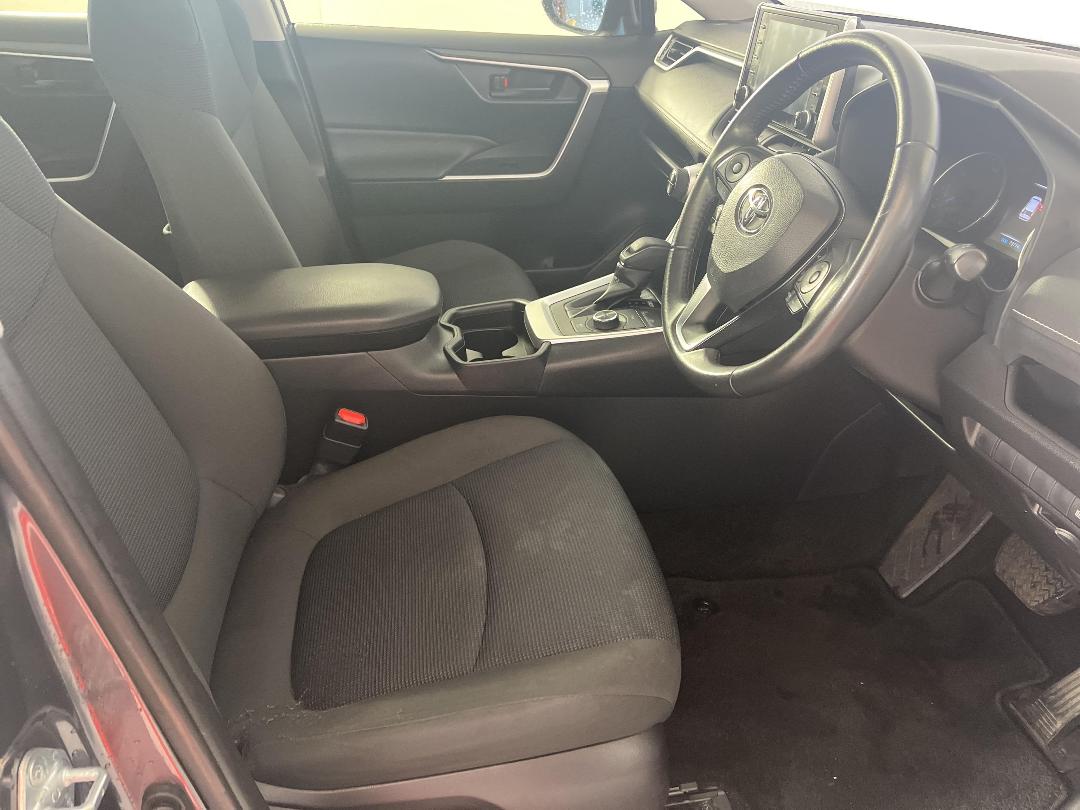 Photo '16' of Toyota Rav4 Photo '16' of Toyota Rav4