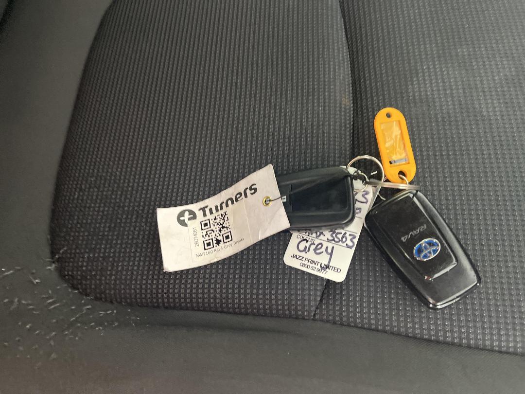 Photo '22' of Toyota Rav4 Photo '22' of Toyota Rav4