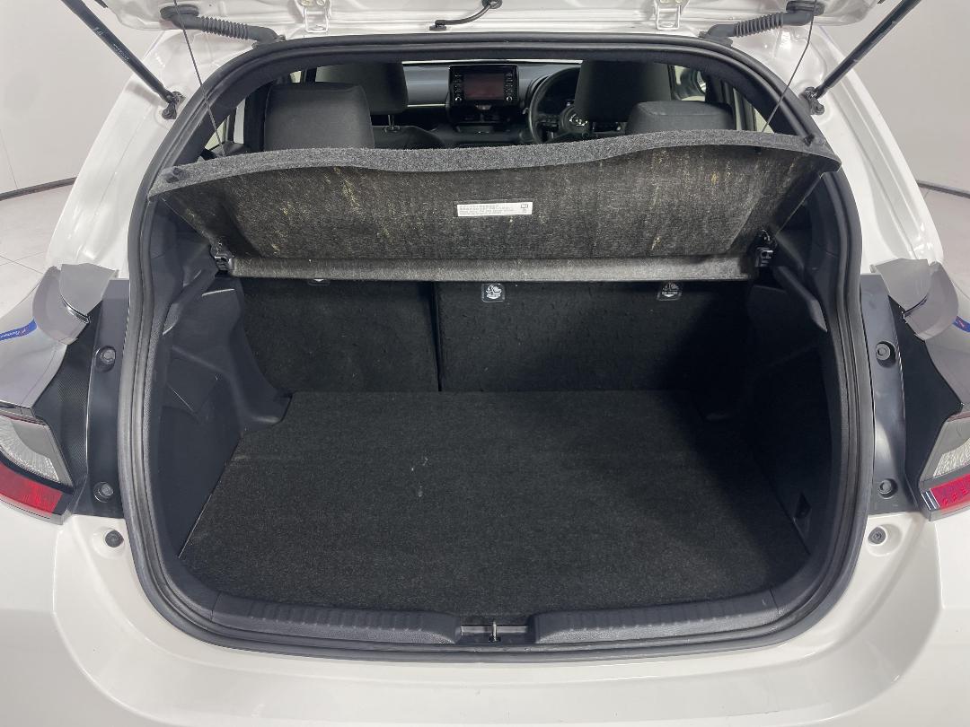 Photo '14' of Toyota Yaris Photo '14' of Toyota Yaris