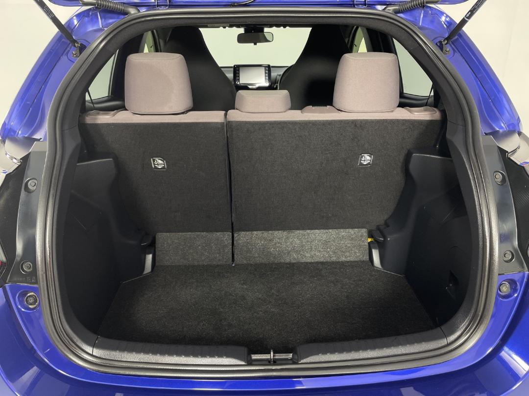 Photo '14' of Toyota Yaris Photo '14' of Toyota Yaris