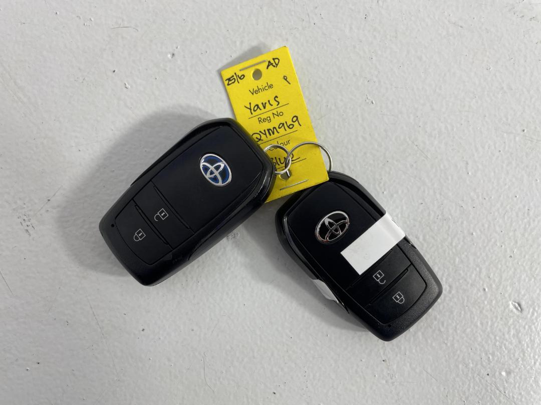 Photo '22' of Toyota Yaris Photo '22' of Toyota Yaris