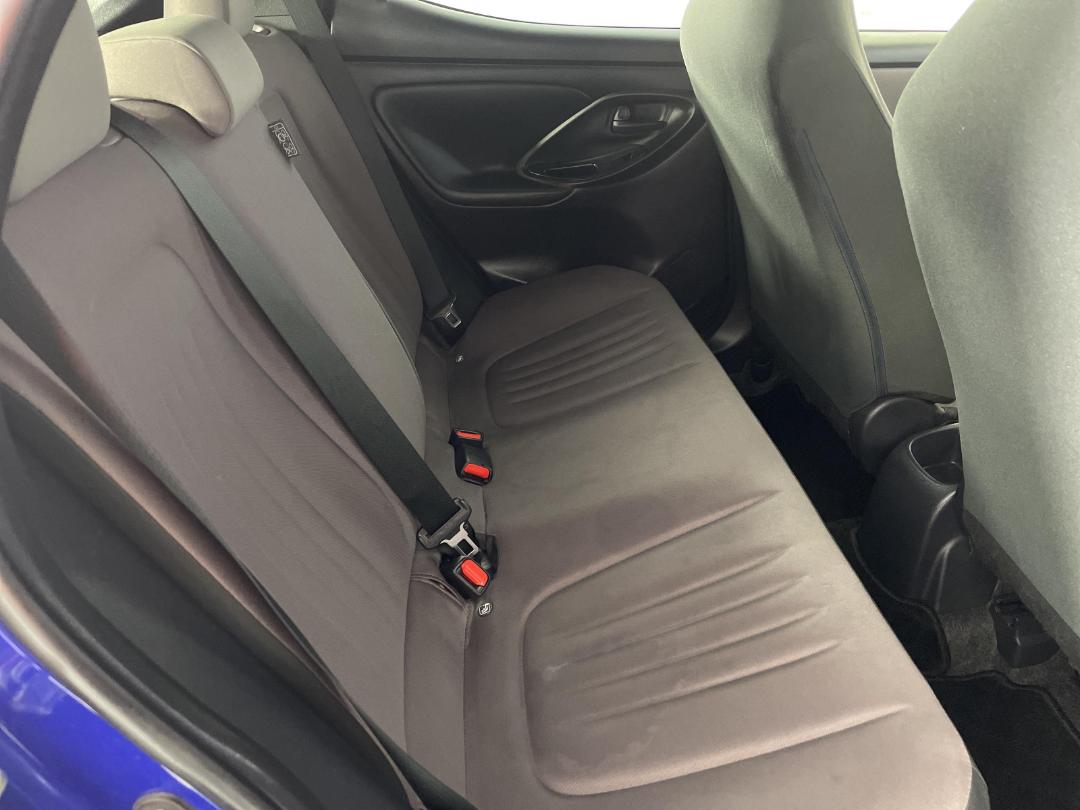 Photo '20' of Toyota Yaris Photo '20' of Toyota Yaris