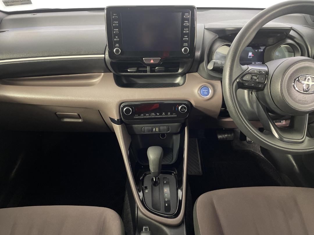 Photo '18' of Toyota Yaris Photo '18' of Toyota Yaris