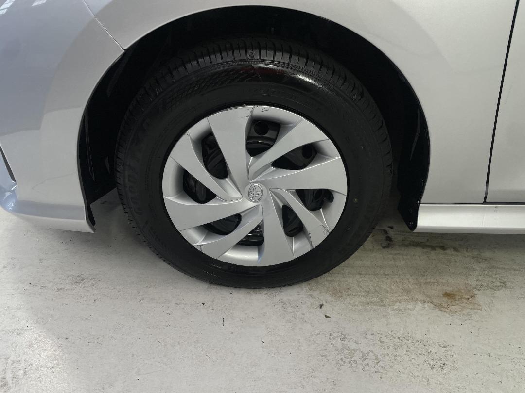 Photo '10' of Toyota Yaris