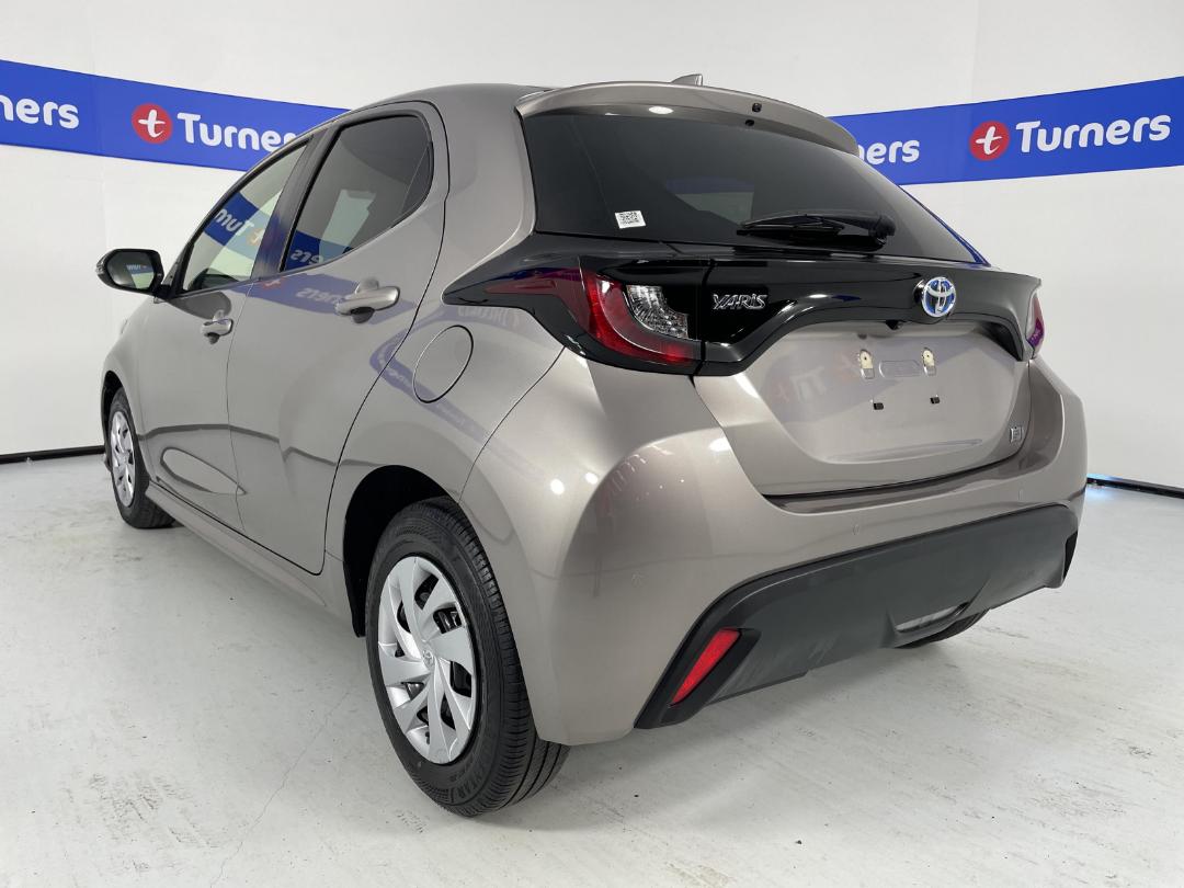 Photo '5' of Toyota Yaris