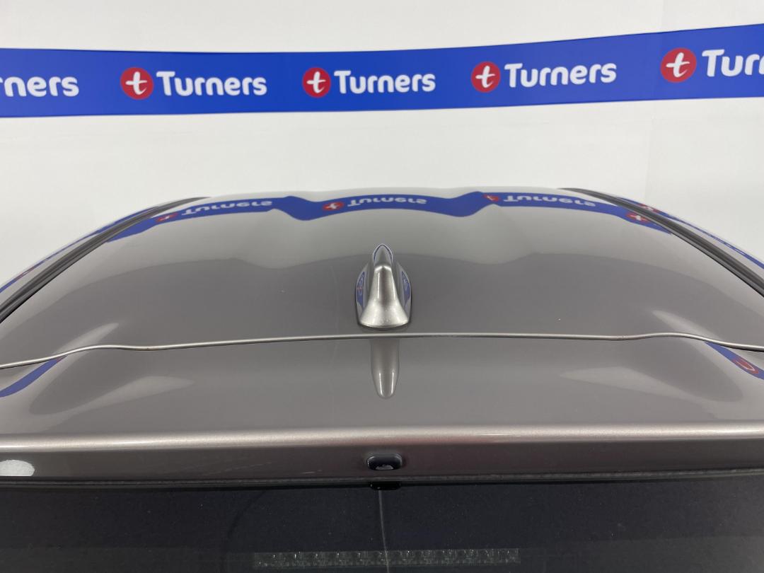 Photo '30' of Toyota Yaris