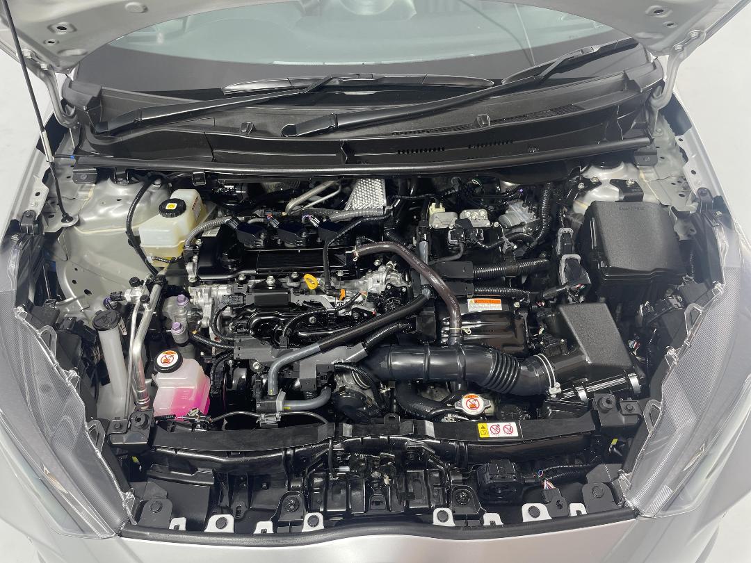 Photo '13' of Toyota Yaris