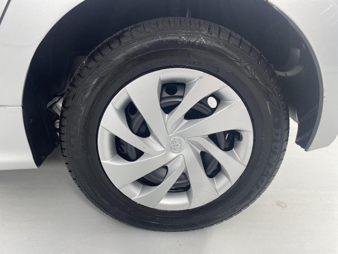 Photo '11' of Toyota Yaris