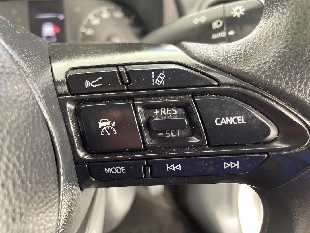 Photo '23' of Toyota Yaris