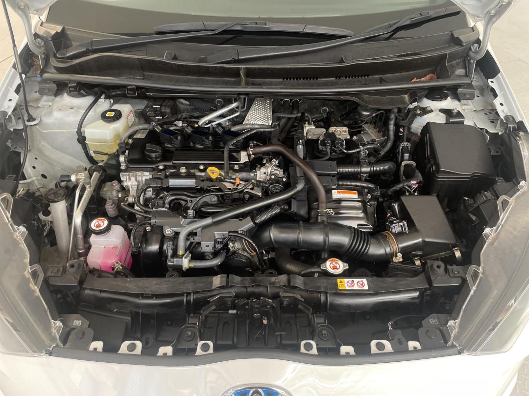 Photo '13' of Toyota Yaris