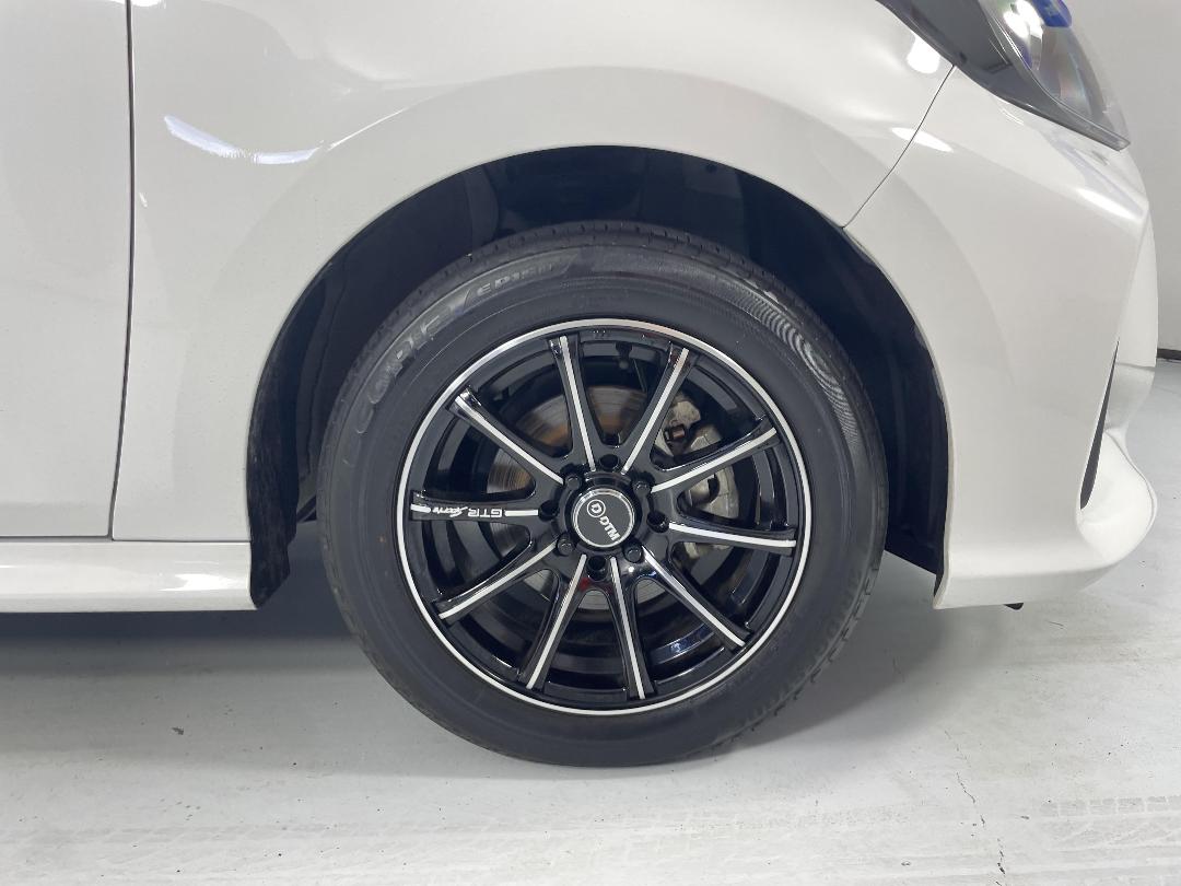 Photo '9' of Toyota Yaris